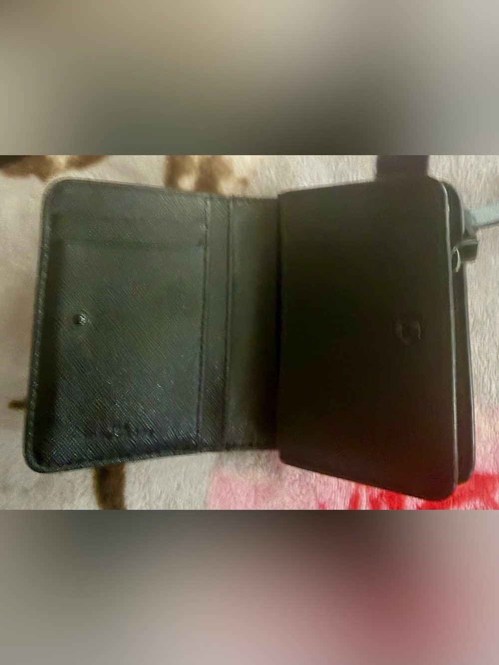The Marc Jacobs Black Snapshot Wallet - Picture 3 of 13